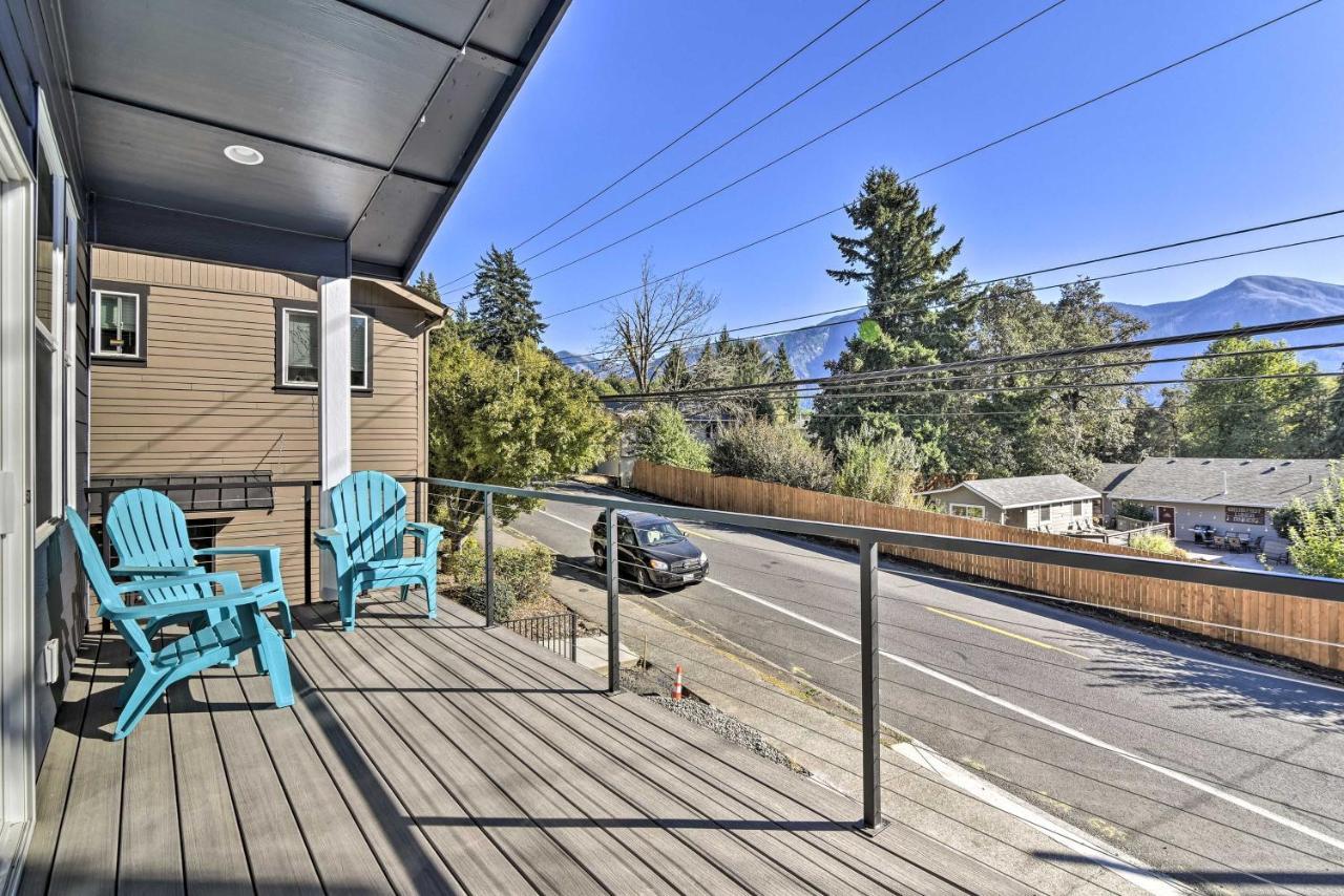 Stunning Stevenson Retreat With Mountain Views! Villa Exteriör bild