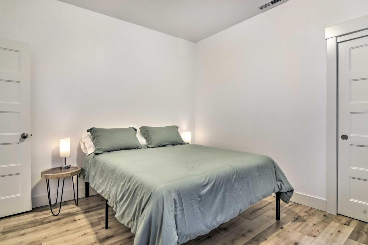 Stunning Stevenson Retreat With Mountain Views! Villa Exteriör bild