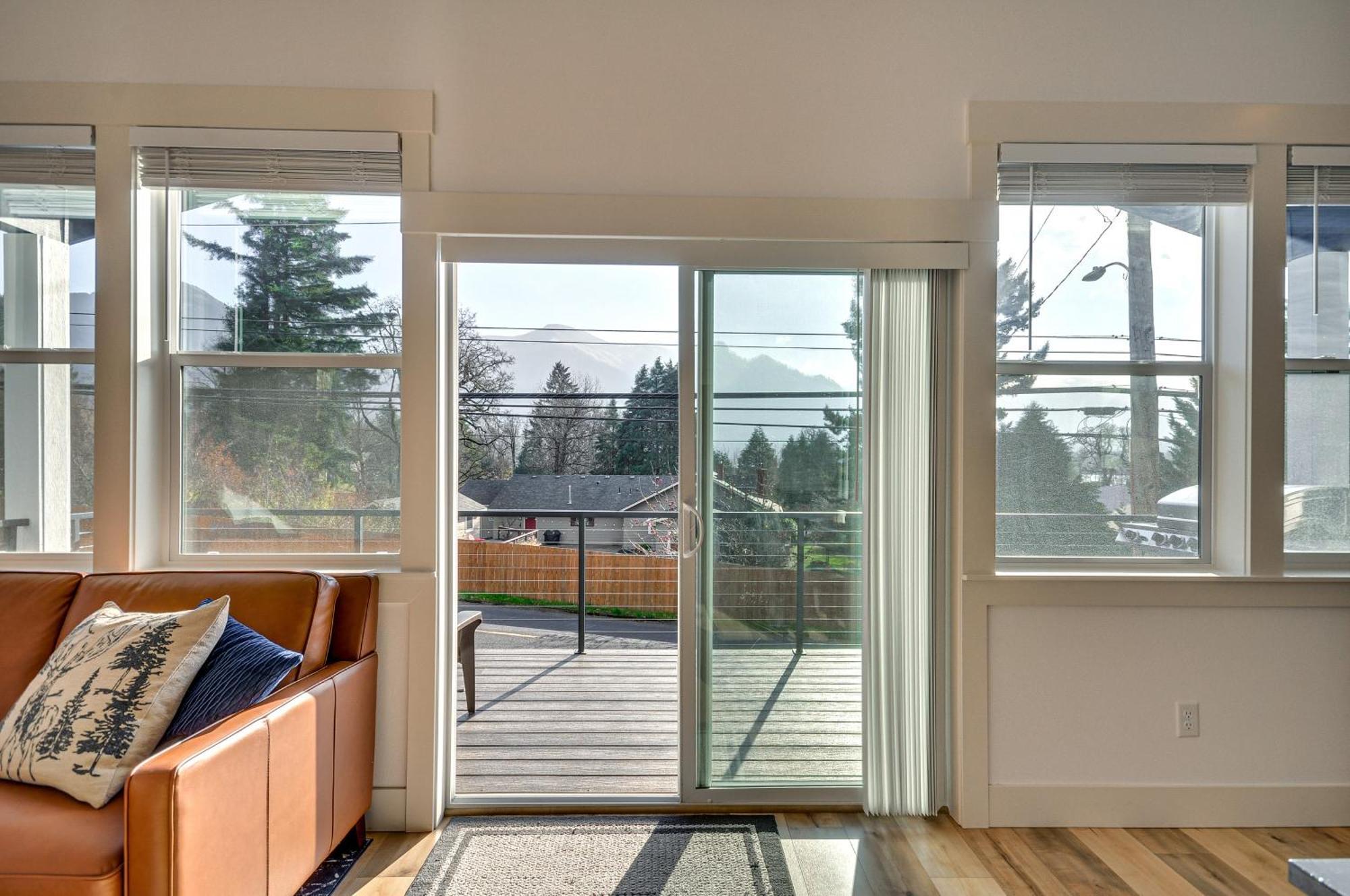 Stunning Stevenson Retreat With Mountain Views! Villa Exteriör bild